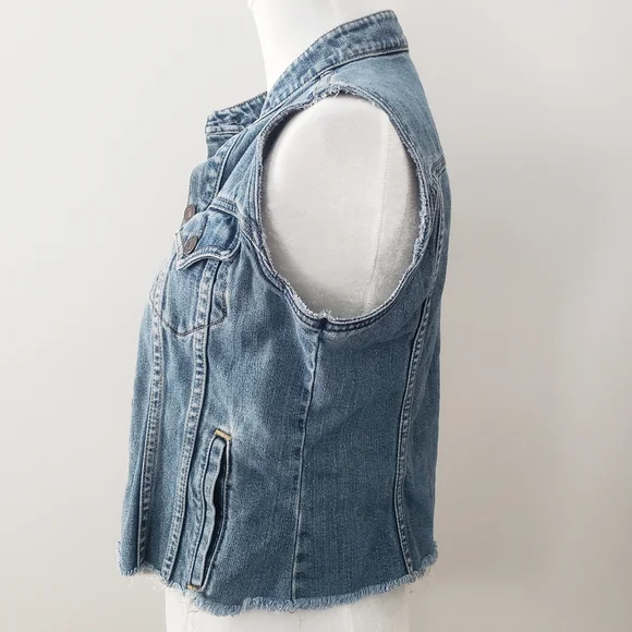 Levi Strauss Distressed Denim Jean Vest - Picture 5 of 9